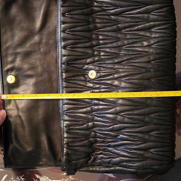 miu miu matelasse crossbody flap bag/clutch - Picture 13 of 15